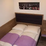 Slamba Hostel Augsburg