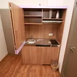 Slamba Hostel *
