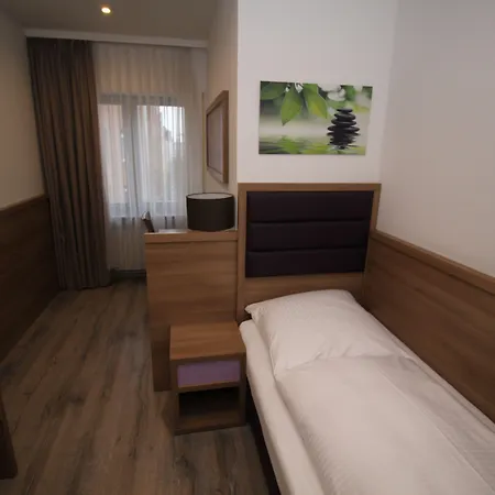 Slamba بيت شباب اوغسبورغ