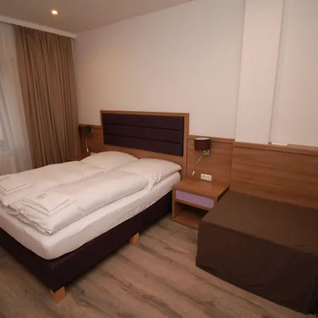 Hostel Slamba *