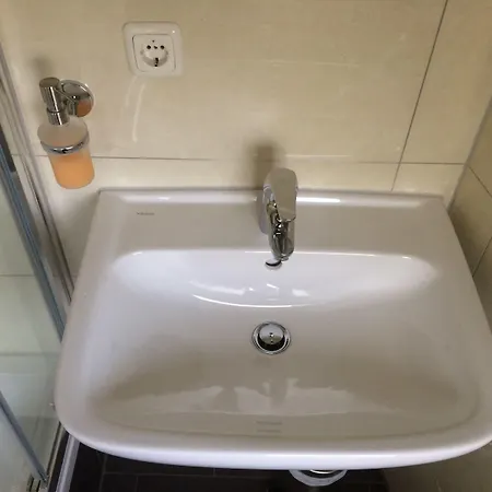 Slamba Hostel