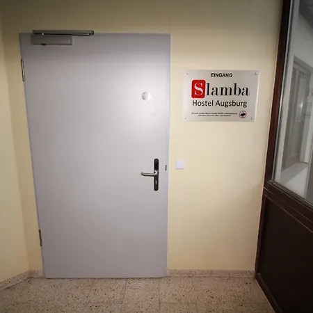 Slamba *
