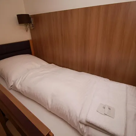 Hostel Slamba