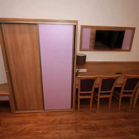 Slamba * אוגסבורג