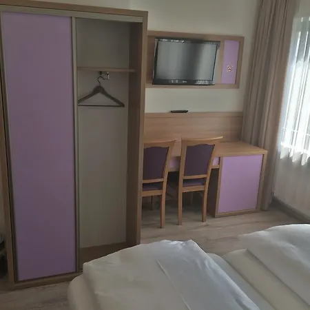 Hostel Slamba